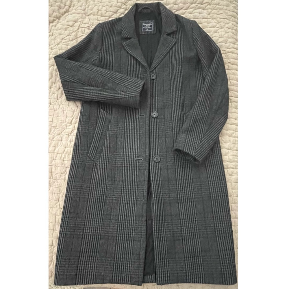 Abercrombie & Fitch Black Plaid Coat